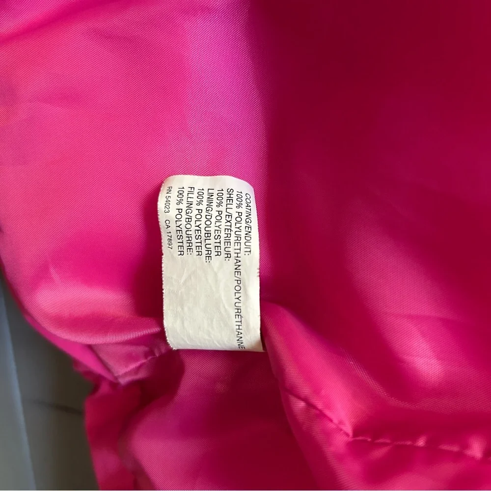 Gap Vibrant Pink Puffer Vest - Picture 5 of 5